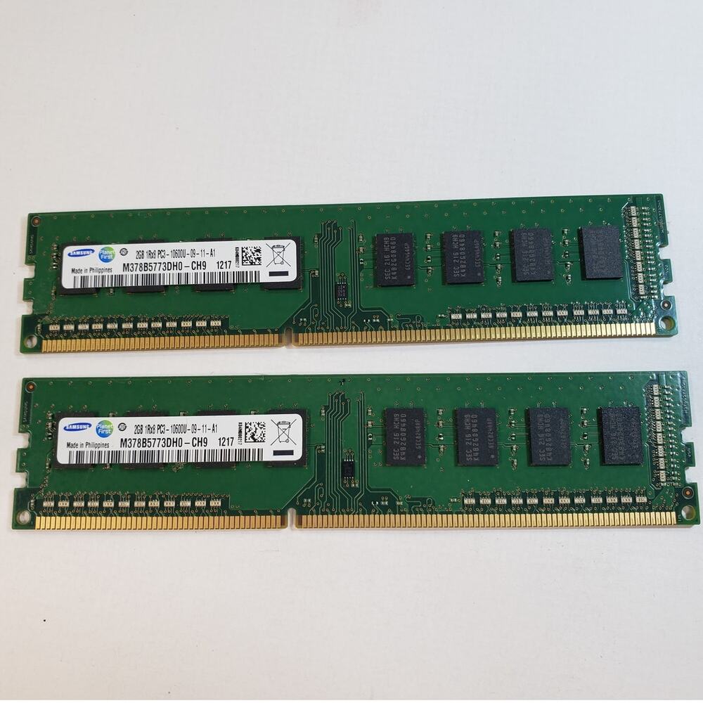 2pc - Samsung 2GB DDR3 1600MHz PC3-12800U Desktop Memory Module Lot